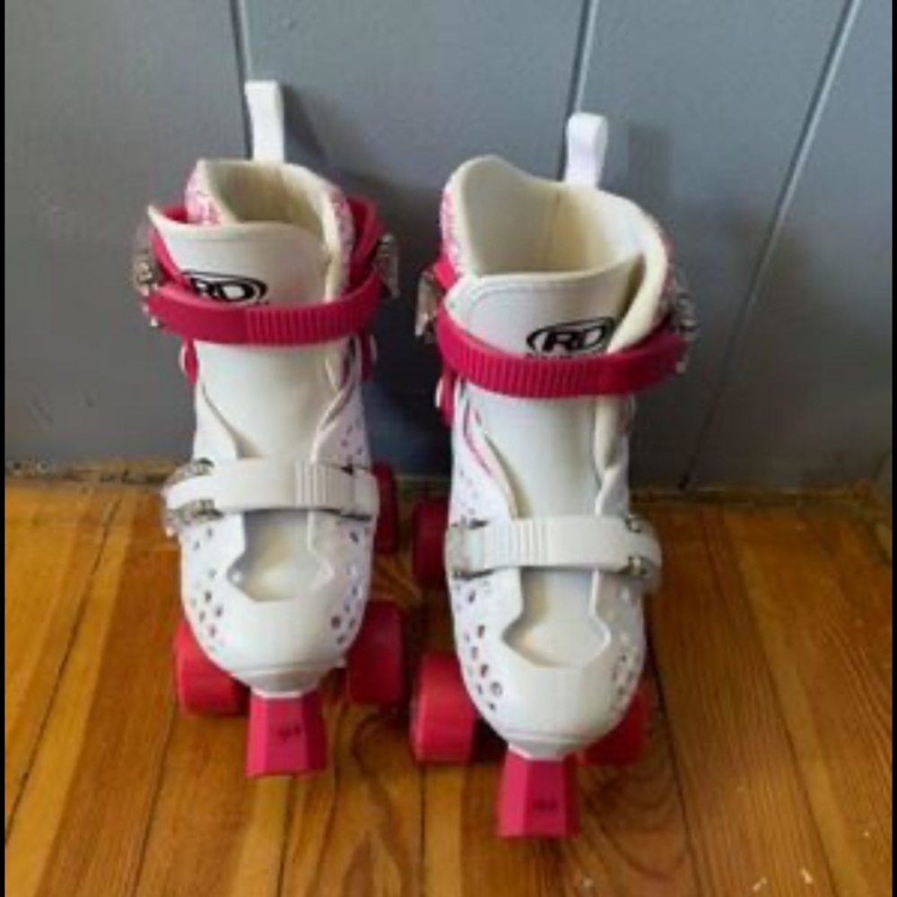 Girls roller skates size 12-2